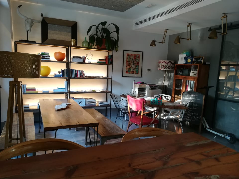 Lobby The Corner House