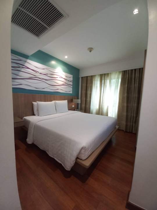 Zimmer Radisson Resort and Suites Phuket