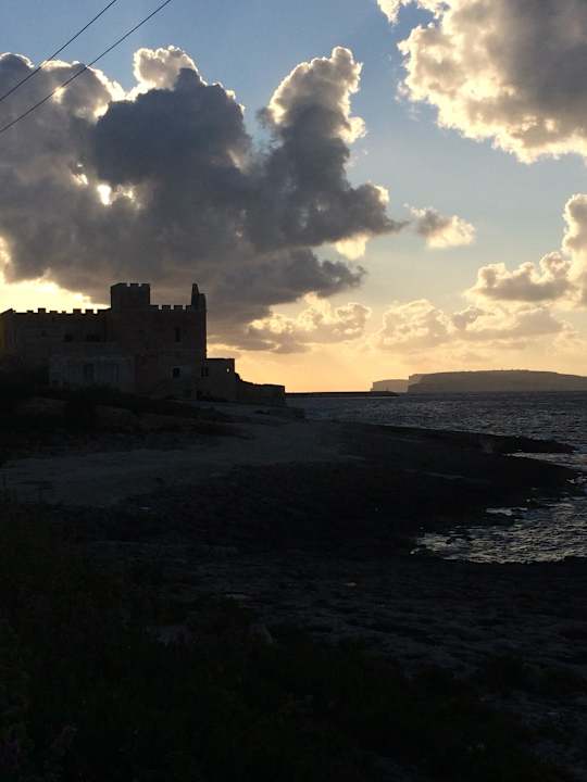 Sonnenuntergang vor dem Hotel Riviera Spa Resort - Adults Only