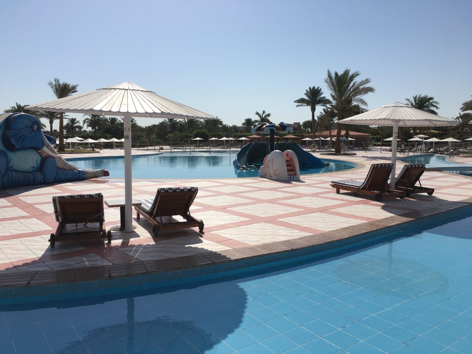 Pool Pharaoh Azur Resort