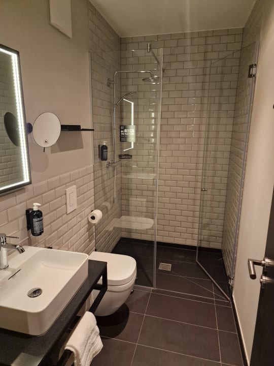 Zimmer Vienna House Easy by Wyndham Bonn