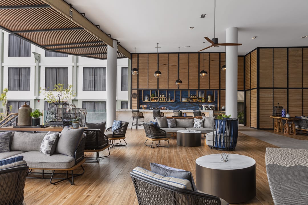Gastro Four Points by Sheraton Phuket Patong Beach Resort