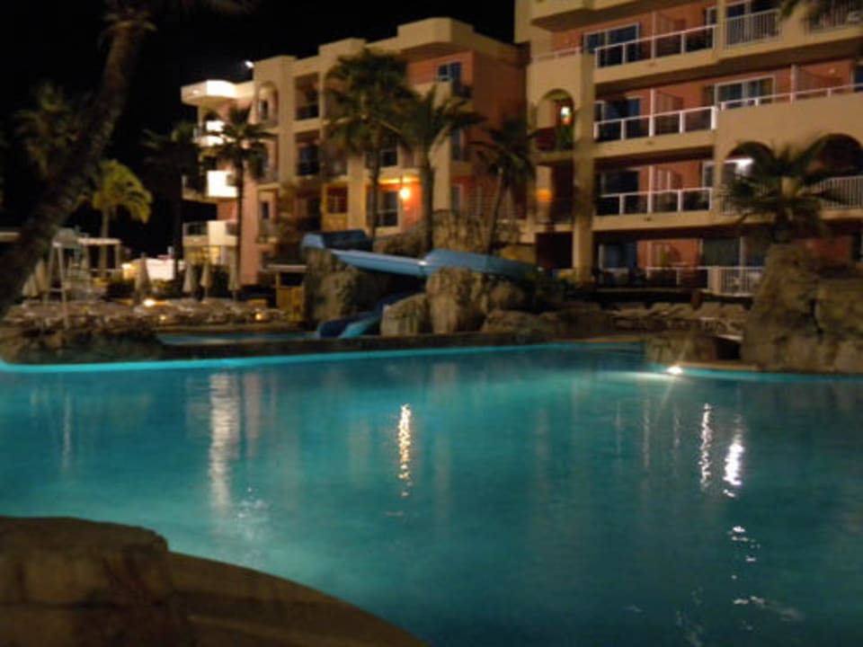 Pool bei Nacht  Grupotel Alcudia Pins