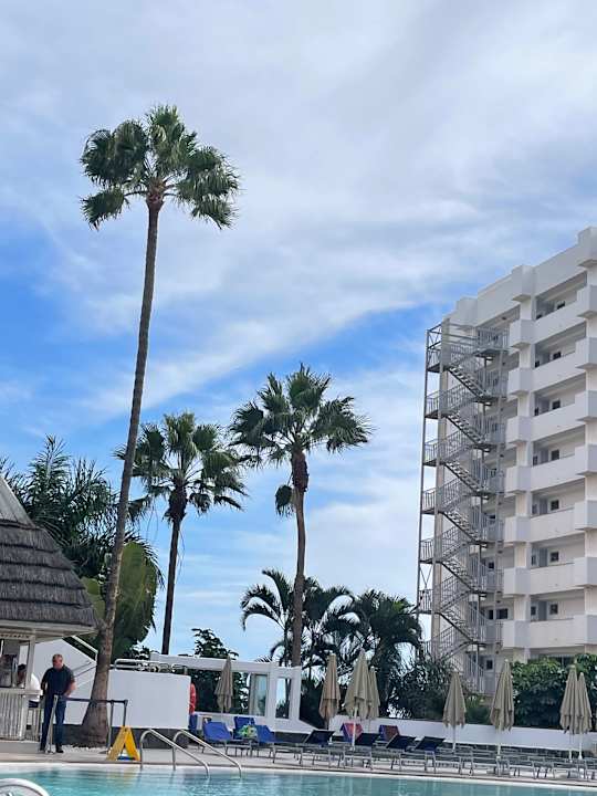 Gartenanlage allsun Hotel Lucana