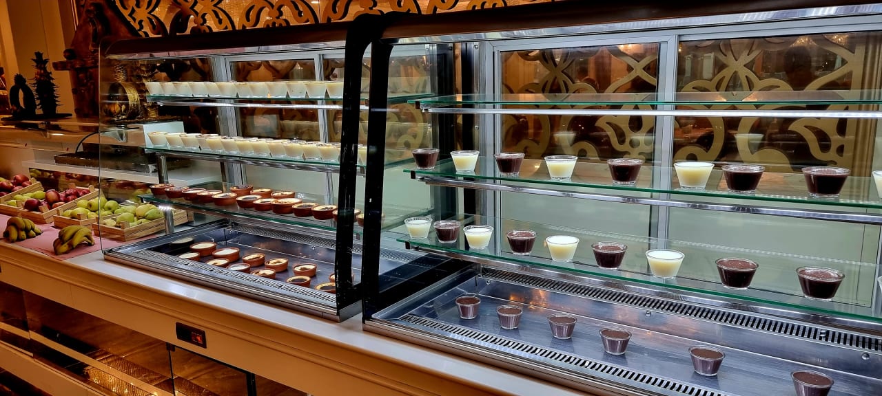 Gastro Side Royal Palace Hotel & Spa