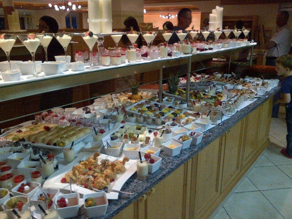 Dessert Buffet am letzten Abend Baby- & Kinderhotel Laurentius