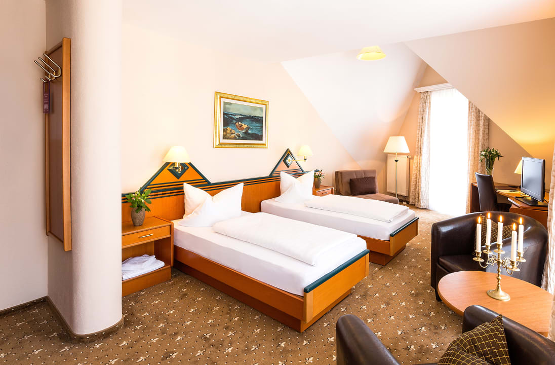 Zimmer Ambient Hotel Tassilo