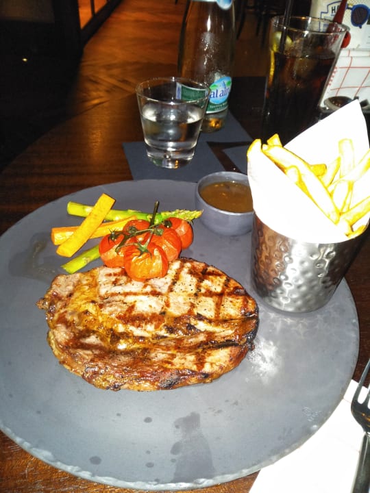 Gastro Saadiyat Rotana Resort &  Villas