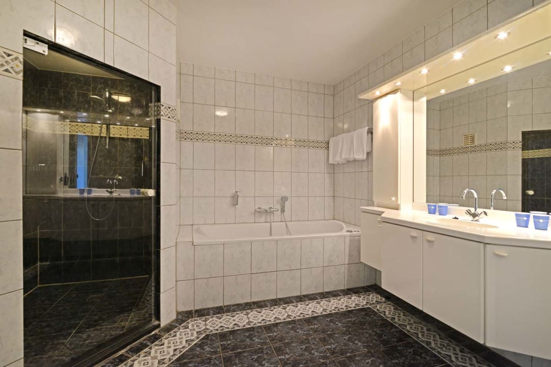 Zimmer Fletcher Hotel-Restaurant Elzenduin