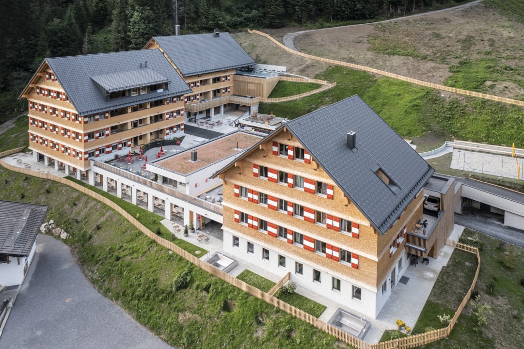 Außenansicht Berghaus Schröcken
