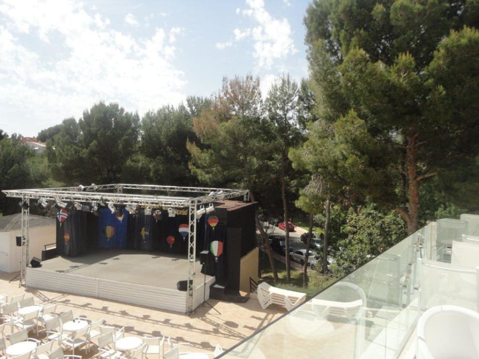 Scena Iberostar Waves Club Cala Barca