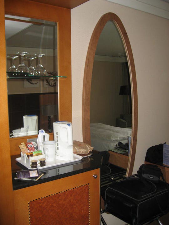 Doppelzimmer (Detail) Hilton Dresden