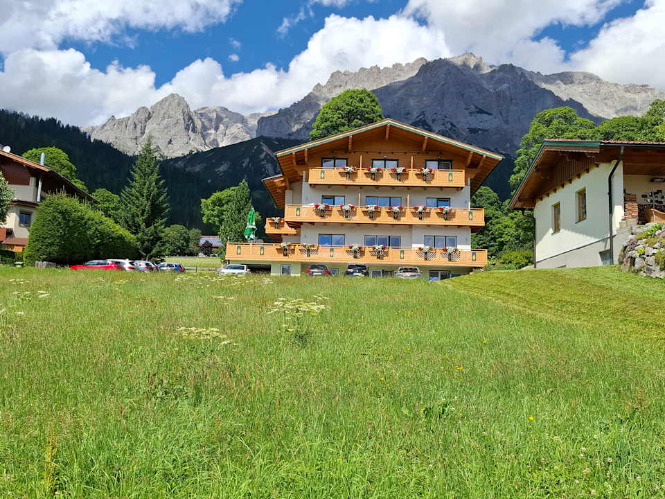 Außenansicht Pension Bergpracht