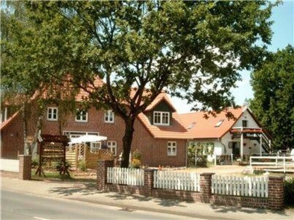 Aussenaufnahme Ferienwohnungen Heidjers-Peerstall Haflinger-Gestüt