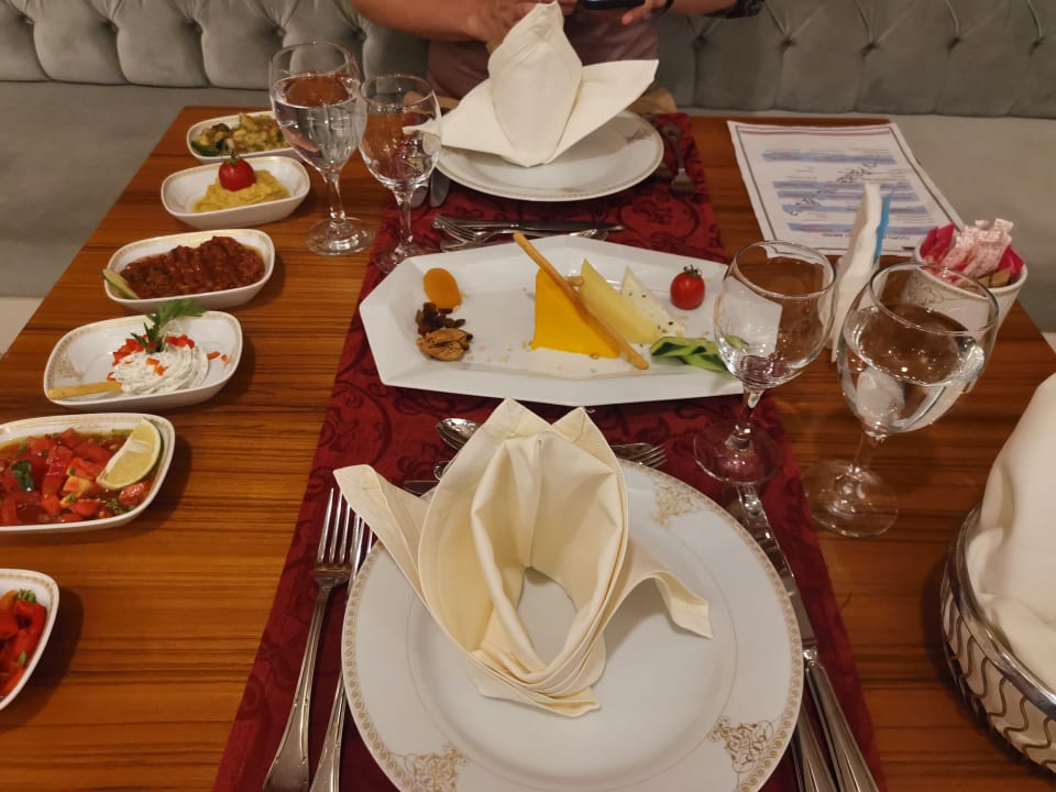 Gastro Mary Hotel Side