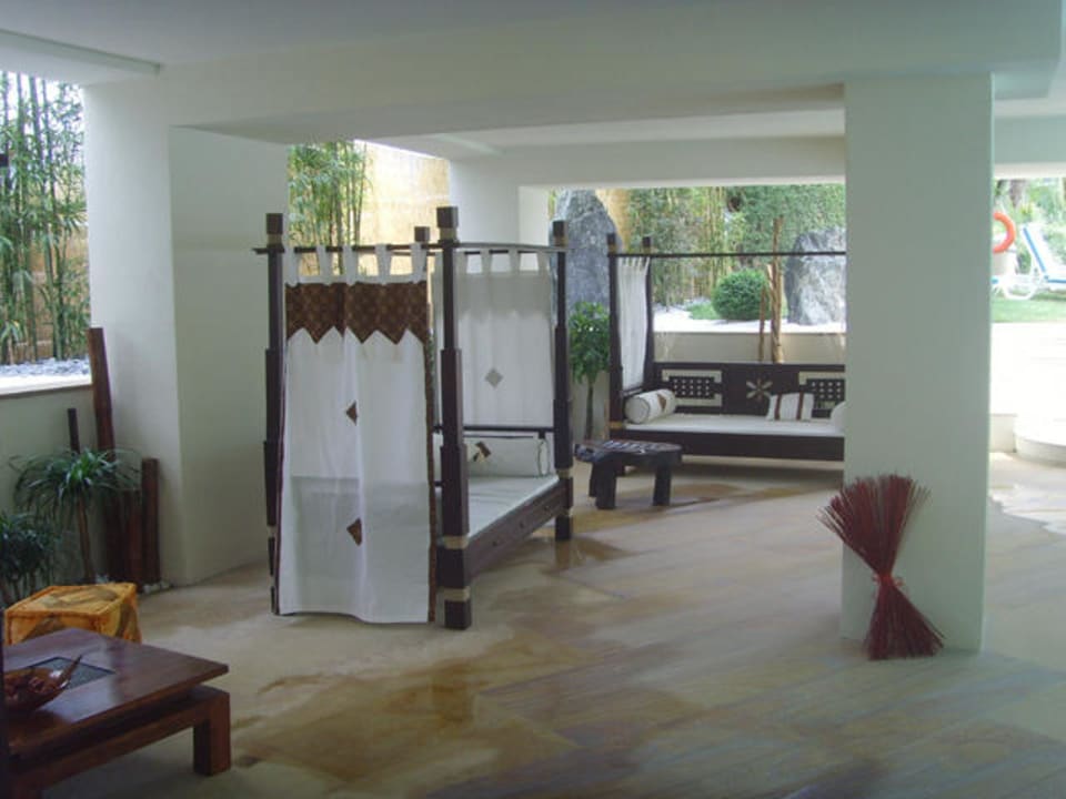 Relax Zone Lagoon Pool Color Hotel