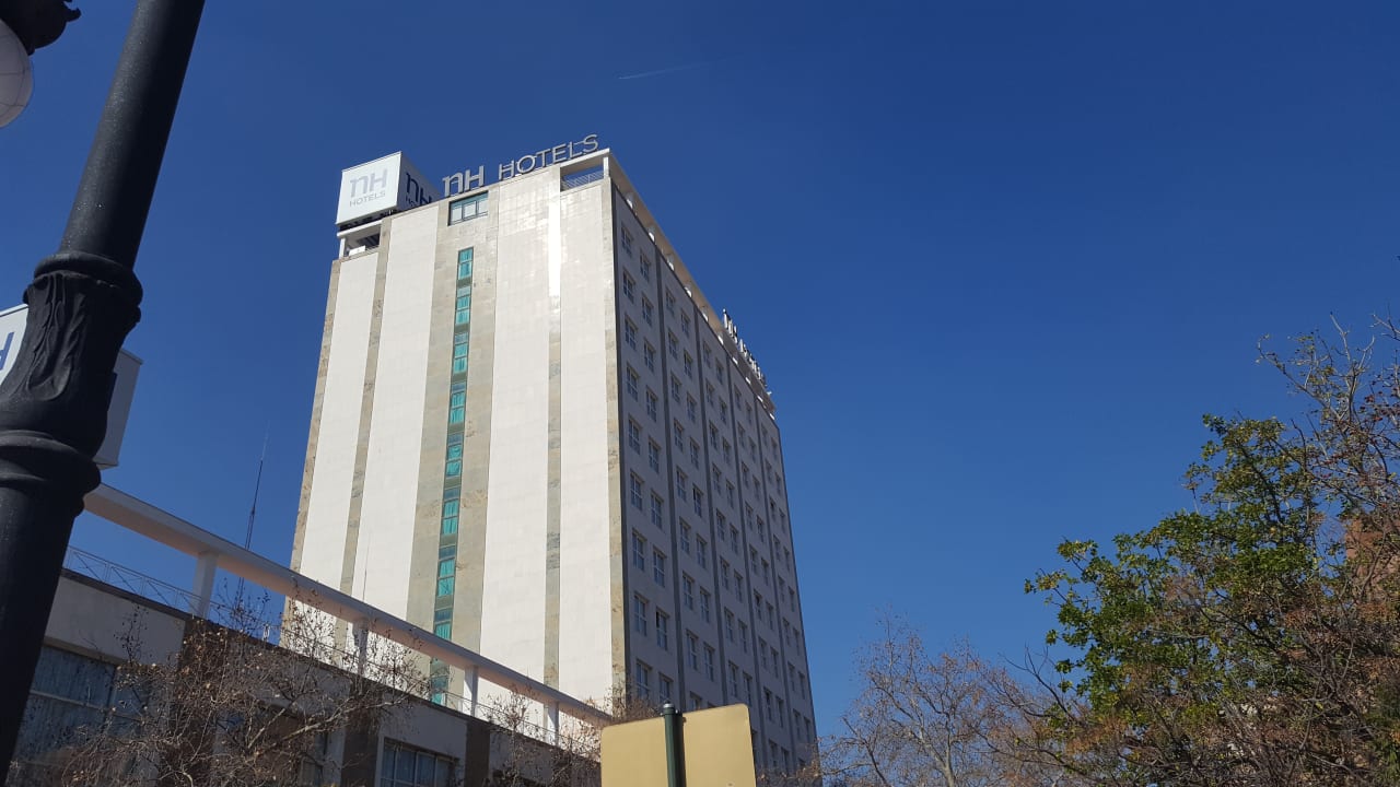 Außenansicht NH Valencia Center