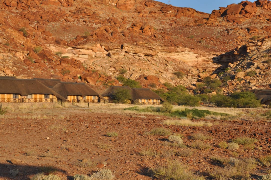 Außenansicht Twyfelfontein Country Lodge