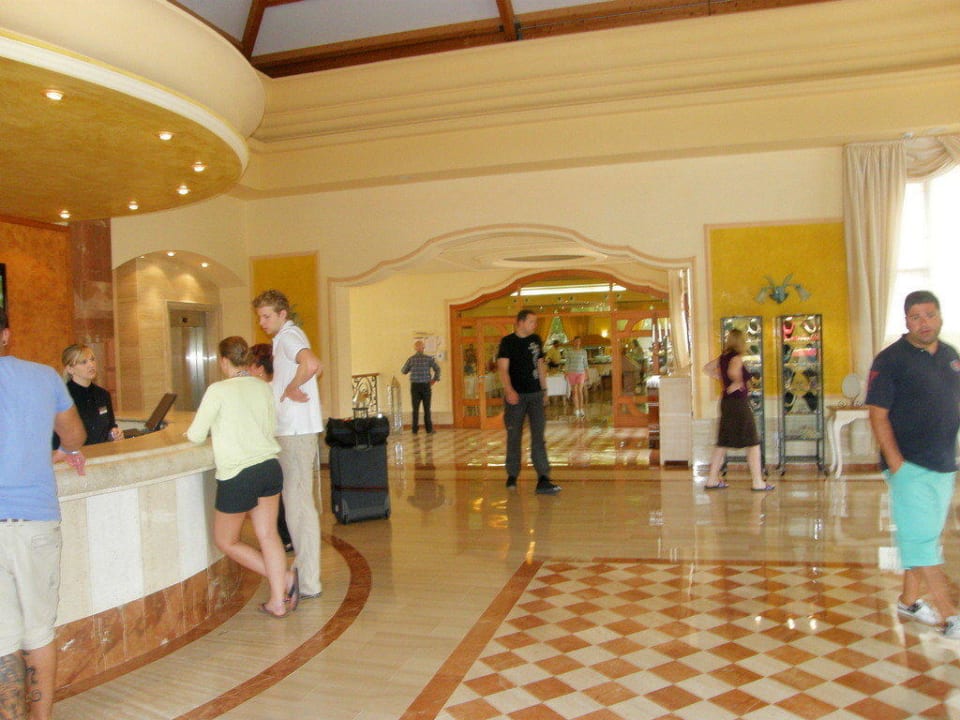 Bitte warten VIVA Cala Mesquida Suites & Spa 16+