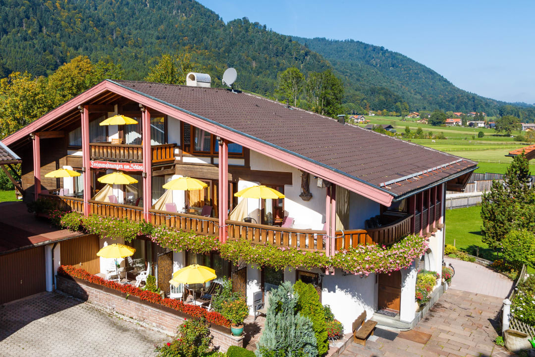 Südansicht Ferienwohnungen am Schloss