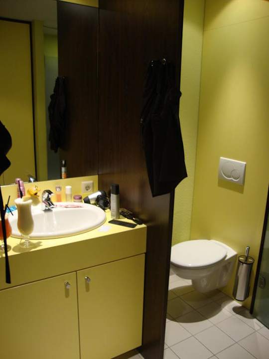 Bade-Zimmer WC/Dusche/Waschbecken getrennt Arthotel ANA Hafen City