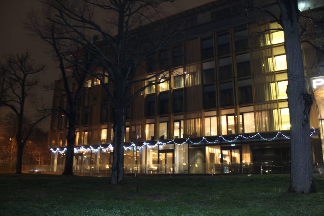 Außen DoubleTree by Hilton Vienna Schonbrunn