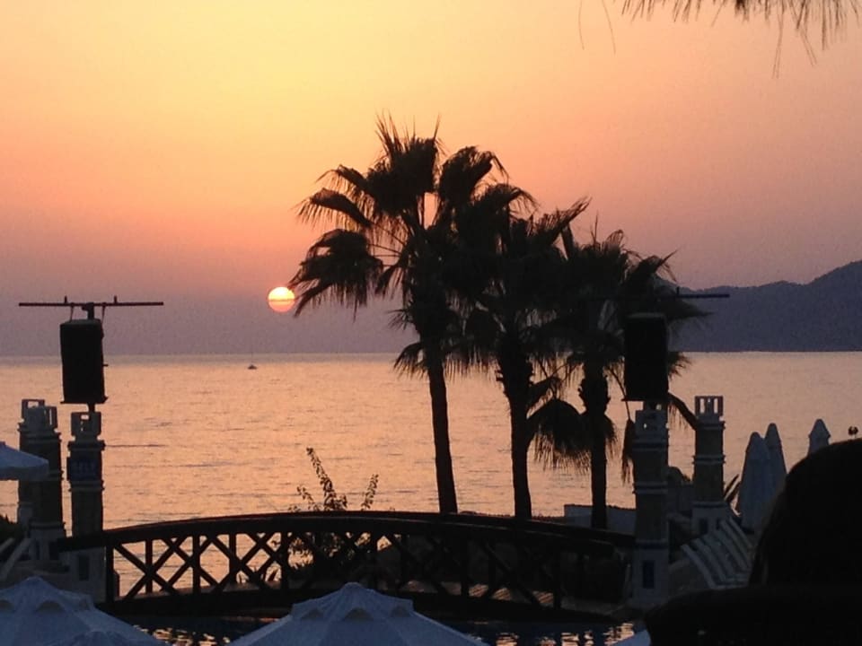 Sunset Liberty Lykia