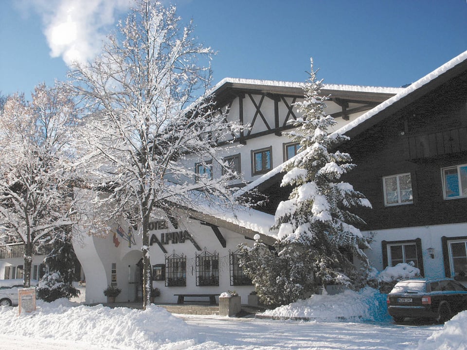 Außenansicht Winter HYPERION Hotel Garmisch-Partenkirchen