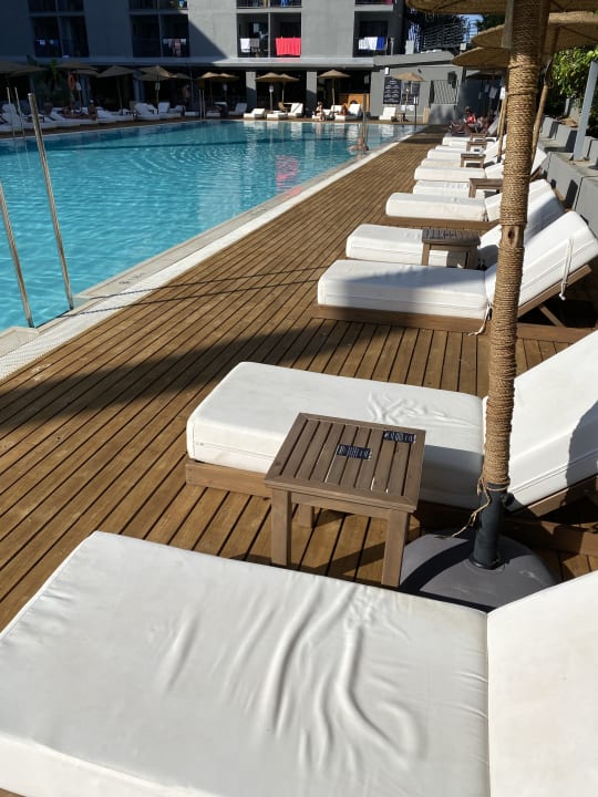 Pool Caramelo Palma Beach