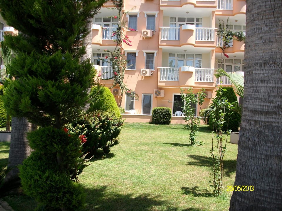 Blick in den Garten Hotel Club Paradiso