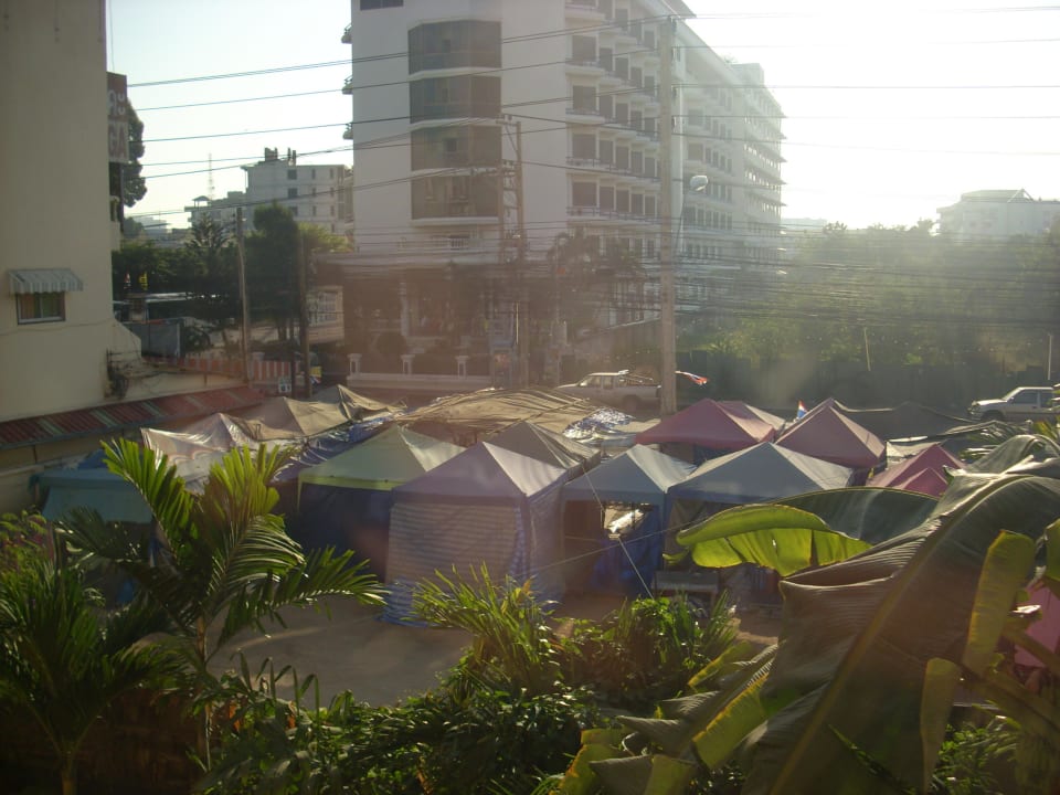 Zeltbasar an der 2nd Road Pattaya at Nine Hotel