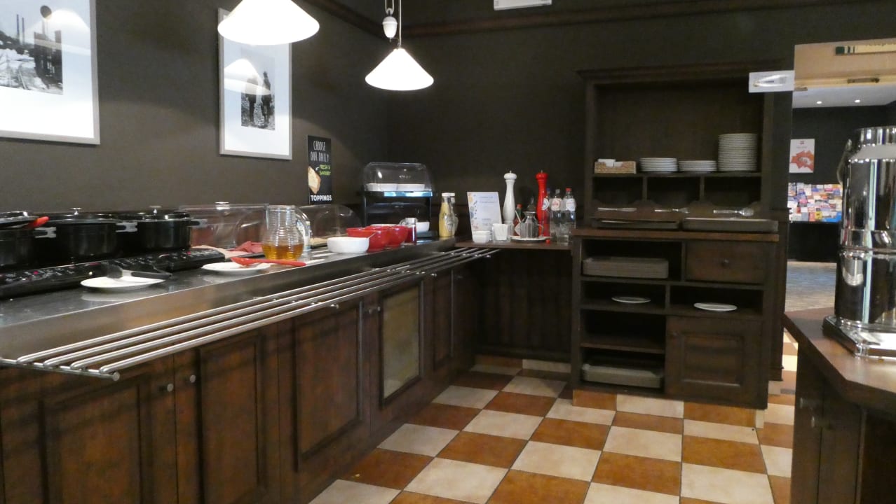 Gastro Hotel Ibis Charleroi Gare