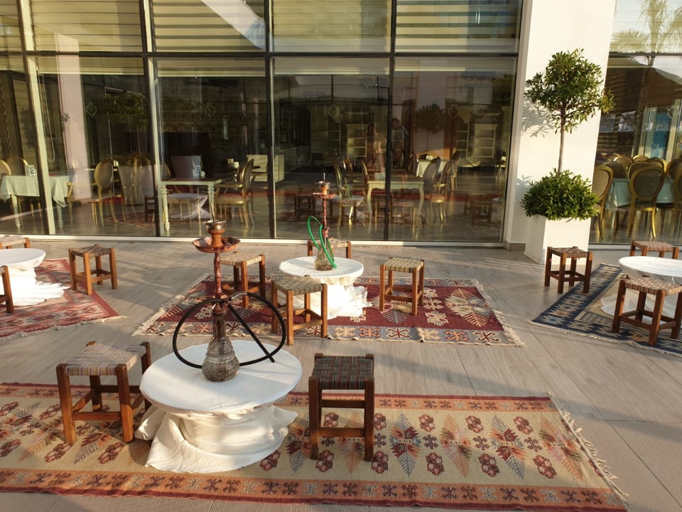 Sonstiges Azura Deluxe Resort & Spa Hotel