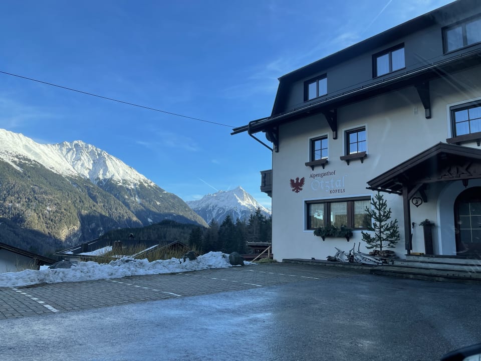 Außenansicht Alpengasthof Köfels