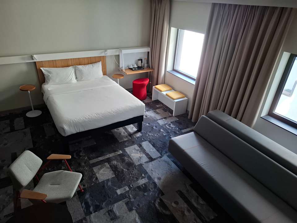 Zimmer ibis Lviv Center