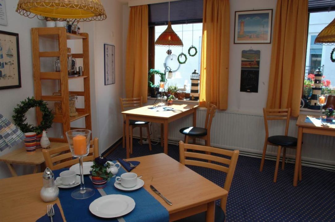 Frühstücksraum Gästehaus Heidi Weiss