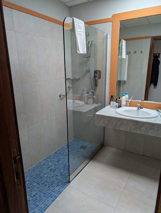 Zimmer allsun Hotel Lucana