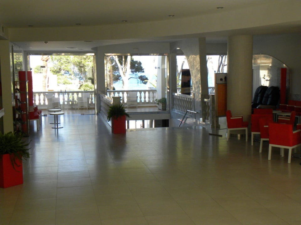 Réception Iberostar Waves Pinos Park