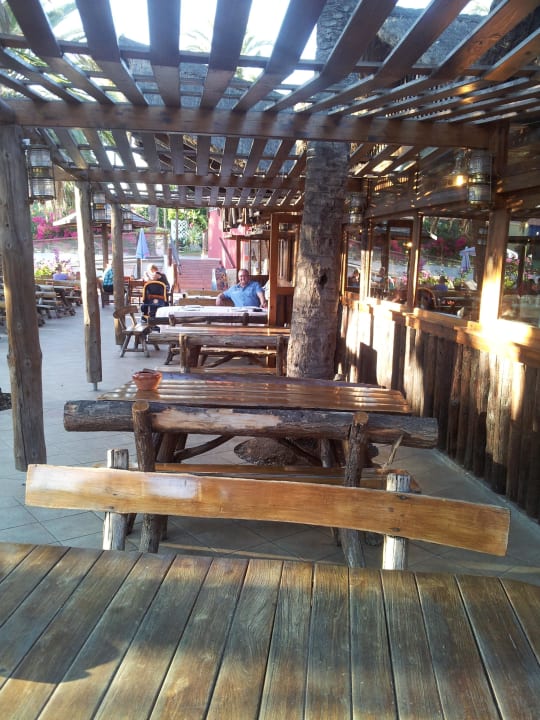 Restaurant im Miraflor (Grillbuffet) HL Miraflor Suites Hotel