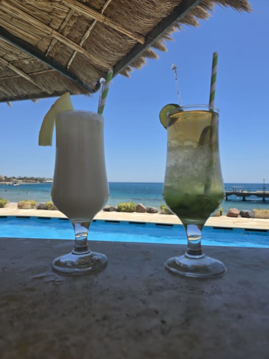 Pool Lotus Bay Beach Resort