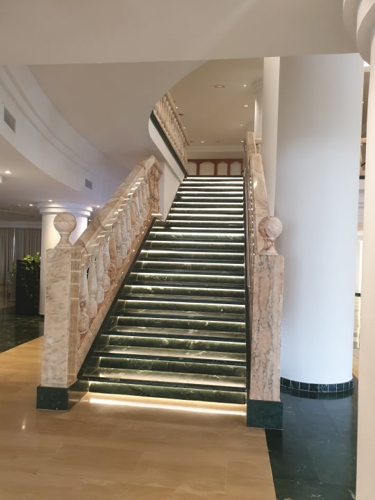 Lobby CM Castell de Mar