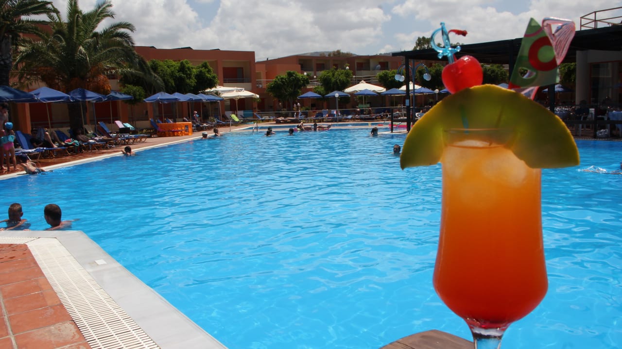 Cocktail Rethymno Village