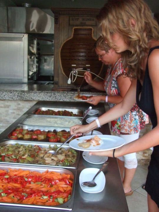 Warmes Buffet Sultan Sipahi Resort