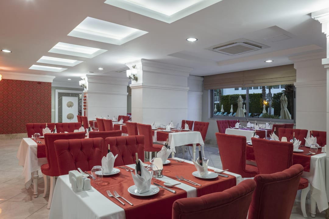 Gastro Wyndham Garden Lara