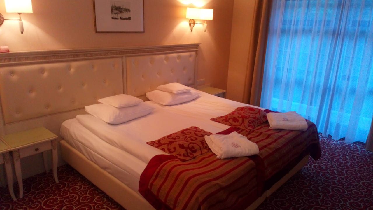 Großes Doppelbett Hotel Royal Baltic Luxury Boutique