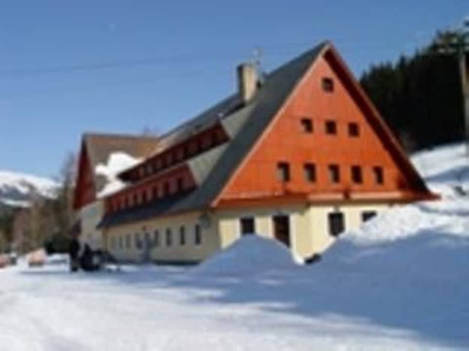 Hotel v zimě Hotel Alpina