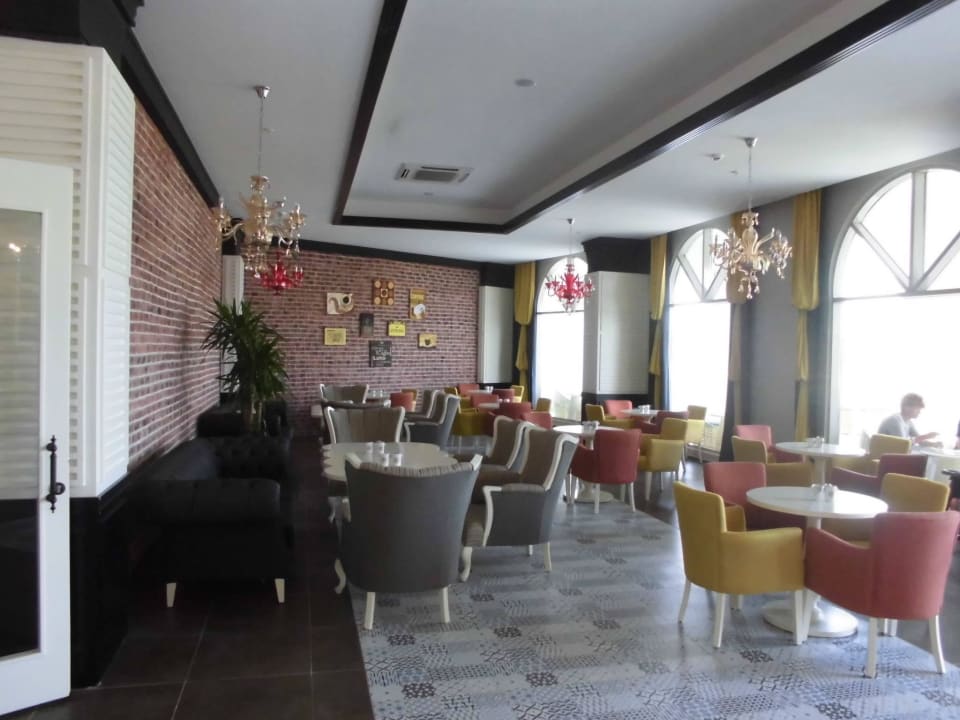 Patisserie & Eisdiele J'adore Deluxe Hotel & Spa