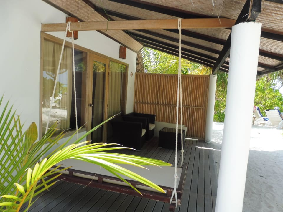 Schöne Terrasse Angaga Island Resort