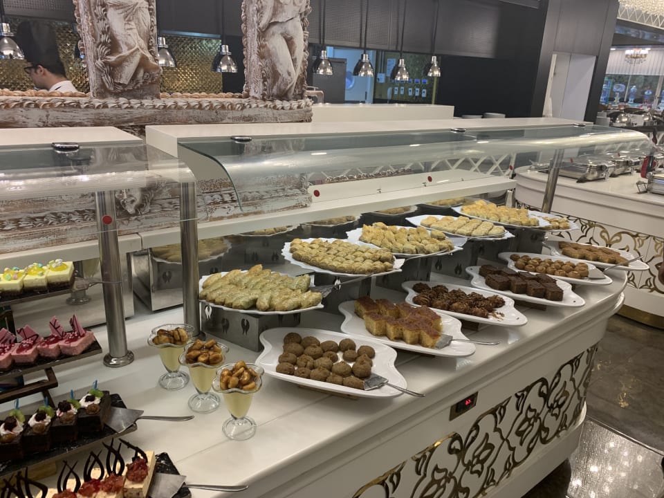 Gastro Side Royal Palace Hotel & Spa