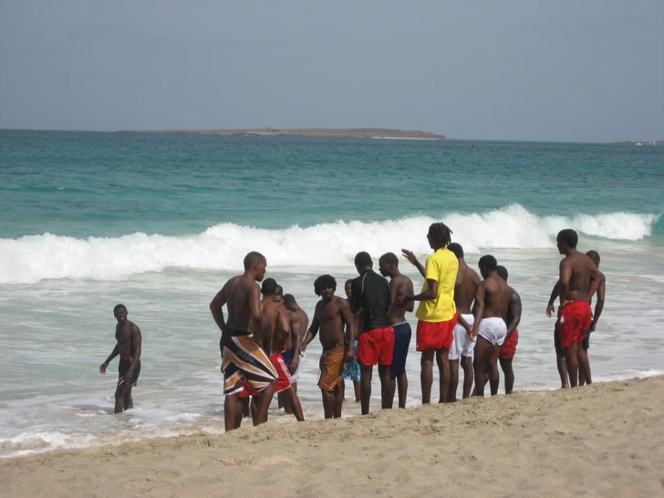 Baywatchausbildung am Strand Hotel Riu Karamboa